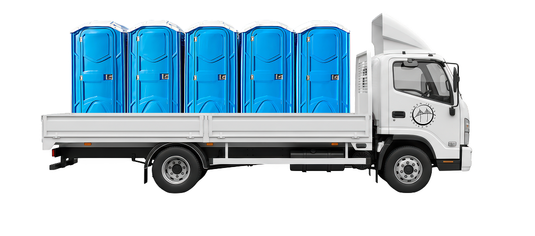 Portable toilet service truck